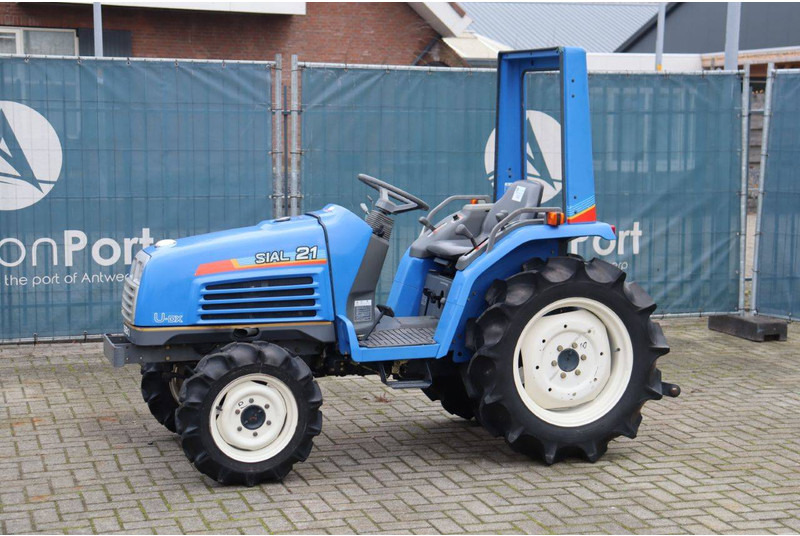 Iseki TF21F - Farm tractor: picture 1 Iseki TF21F - Farm tractor: picture 1