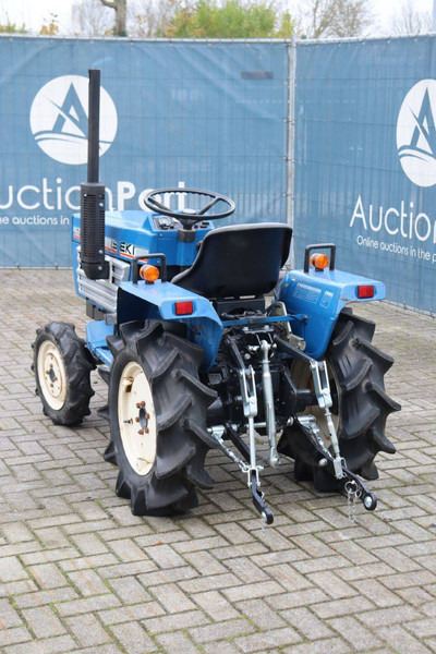 Iseki TU1400F - Farm tractor: picture 4 Iseki TU1400F - Farm tractor: picture 4