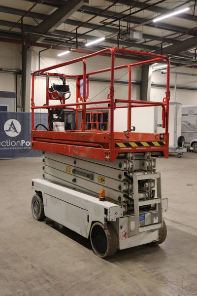 Scissor lift Iteco IT10090: picture 7 Scissor lift Iteco IT10090: picture 7