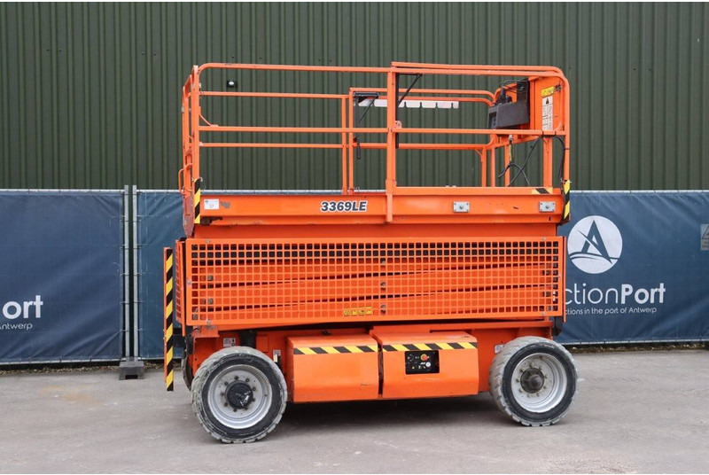 JLG 3369LE - Scissor lift: picture 1 JLG 3369LE - Scissor lift: picture 1
