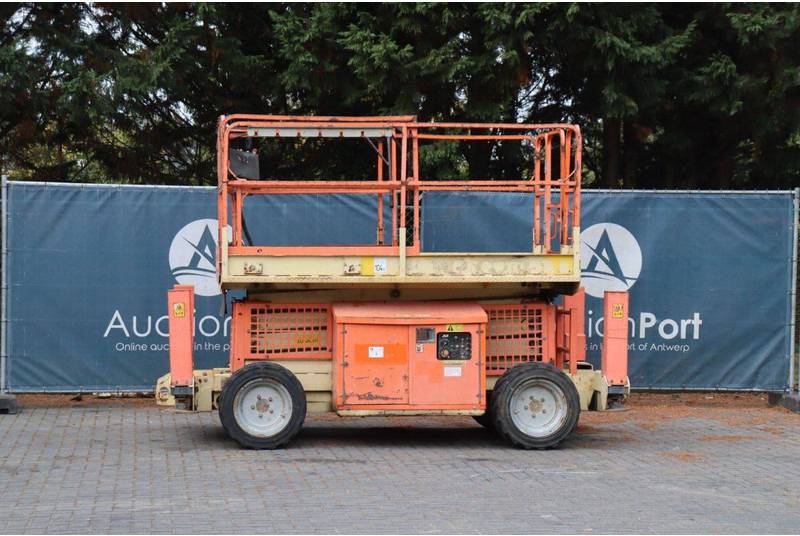 JLG  - Scissor lift: picture 1 JLG  - Scissor lift: picture 1