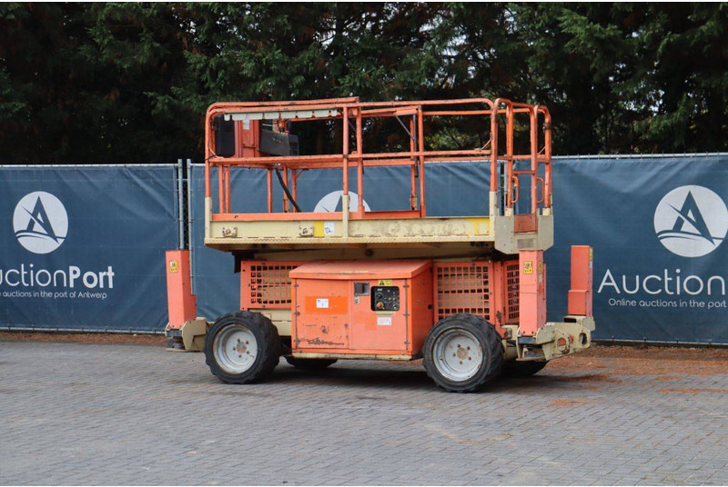 JLG  - Scissor lift: picture 3 JLG  - Scissor lift: picture 3