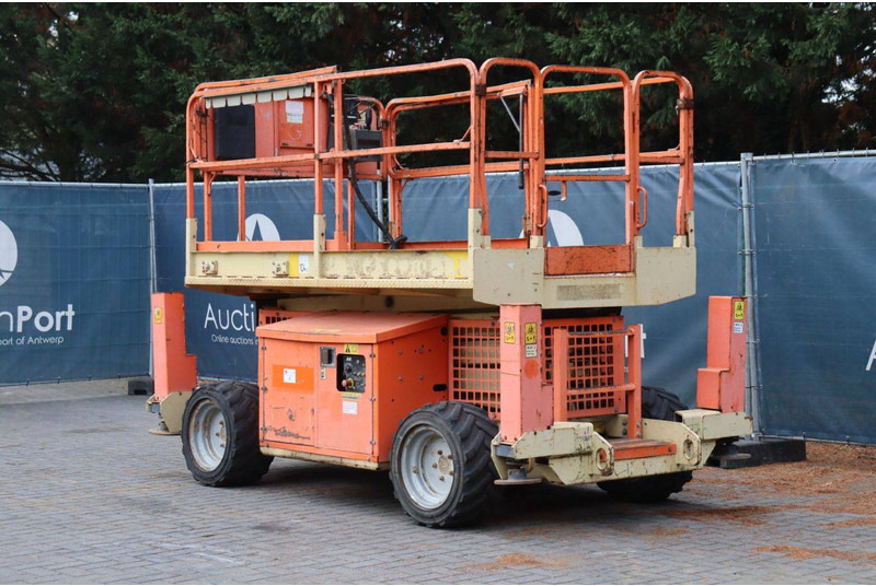 JLG  - Scissor lift: picture 4 JLG  - Scissor lift: picture 4