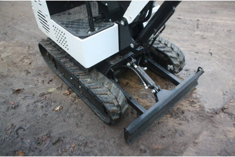 Mini excavator JPC KV12: picture 10