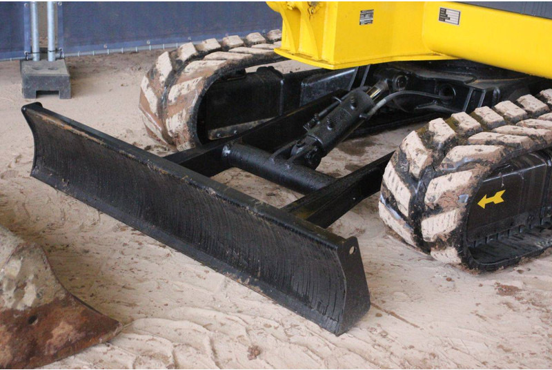 Crawler excavator Komatsu PC56-7: picture 13