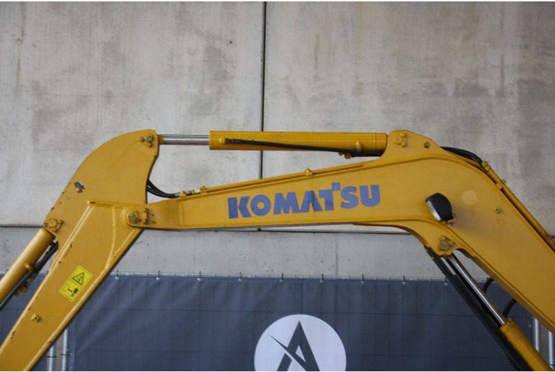 Crawler excavator Komatsu PC56-7: picture 11