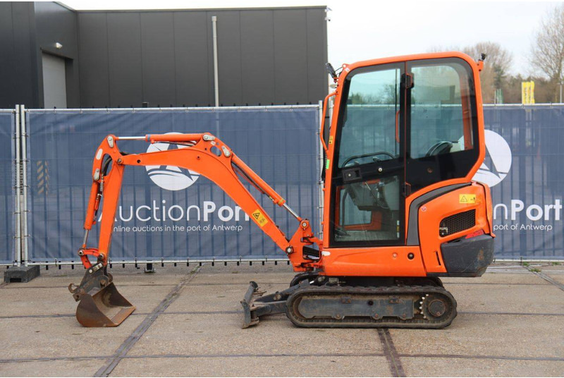 Kubota KX016-4 - Mini excavator: picture 2 Kubota KX016-4 - Mini excavator: picture 2
