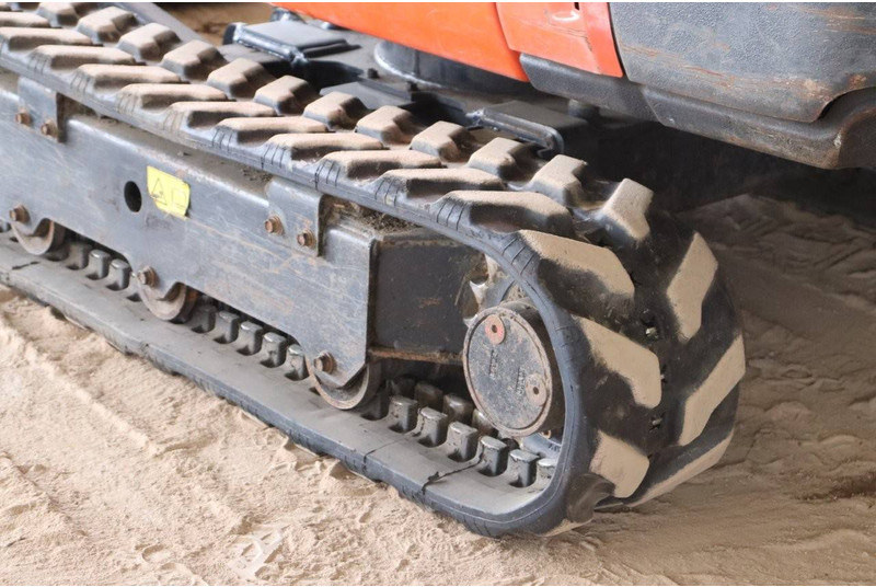 Mini excavator Kubota KX019-4: picture 18