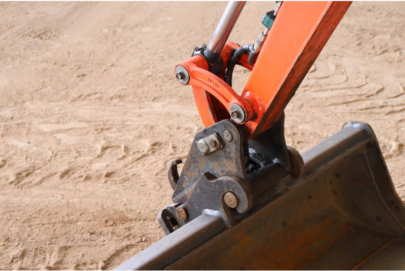 Mini excavator Kubota KX019-4: picture 13