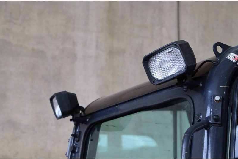 Mini excavator Kubota KX019-4: picture 19