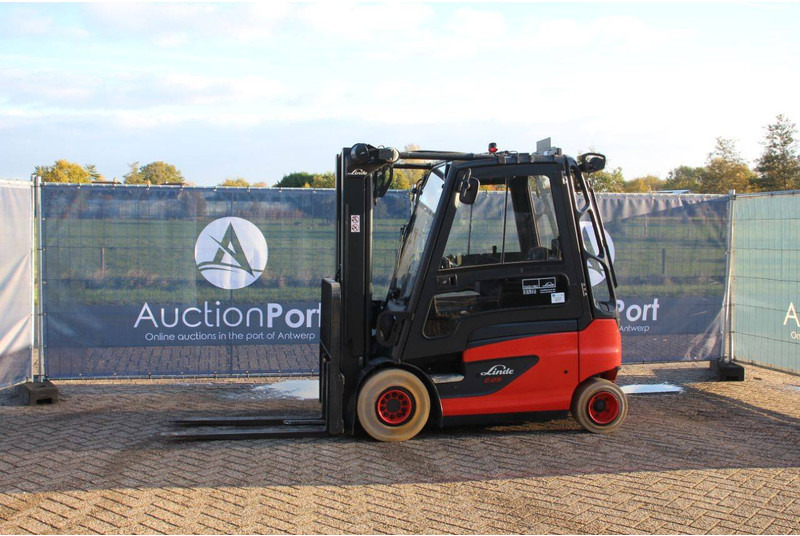 Linde E25-01 - Electric forklift: picture 1 Linde E25-01 - Electric forklift: picture 1