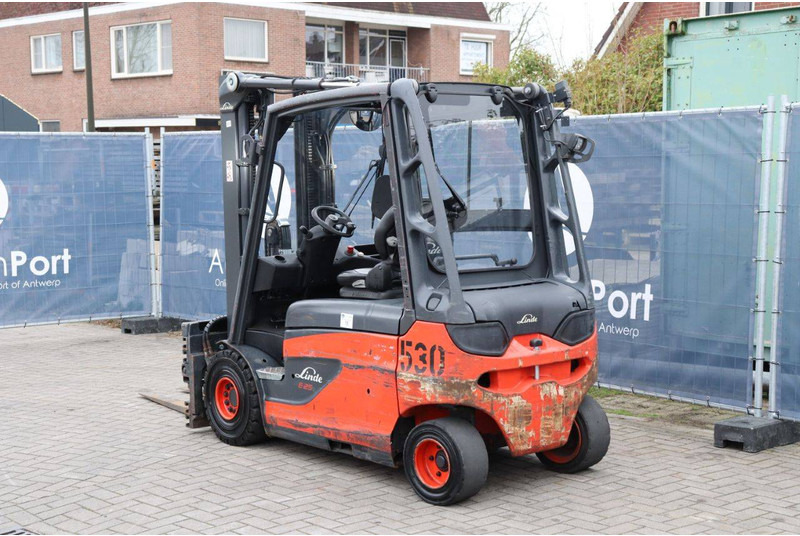Linde E25L-01 - Electric forklift: picture 4 Linde E25L-01 - Electric forklift: picture 4