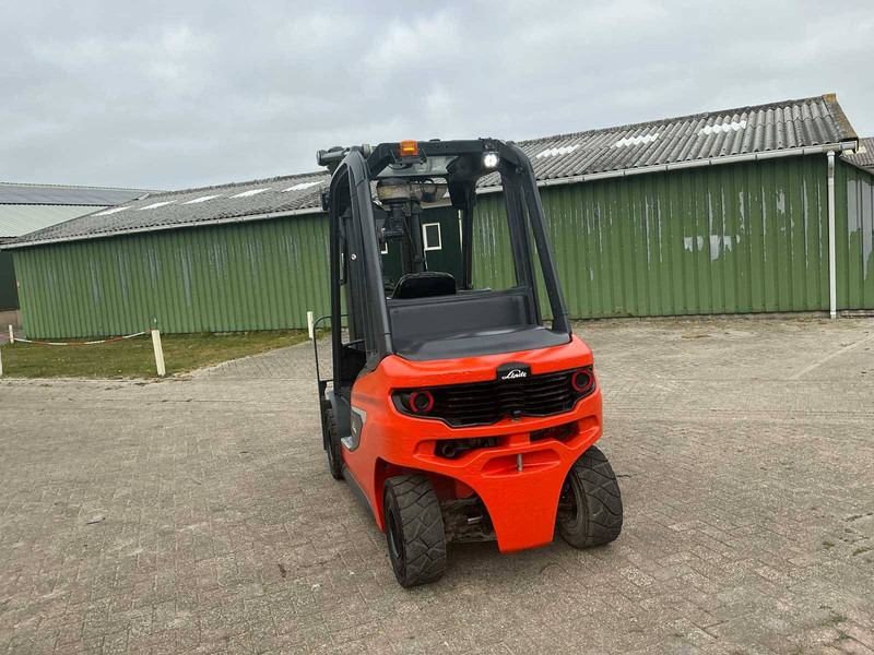 Linde H25D-01 - Diesel forklift: picture 4 Linde H25D-01 - Diesel forklift: picture 4