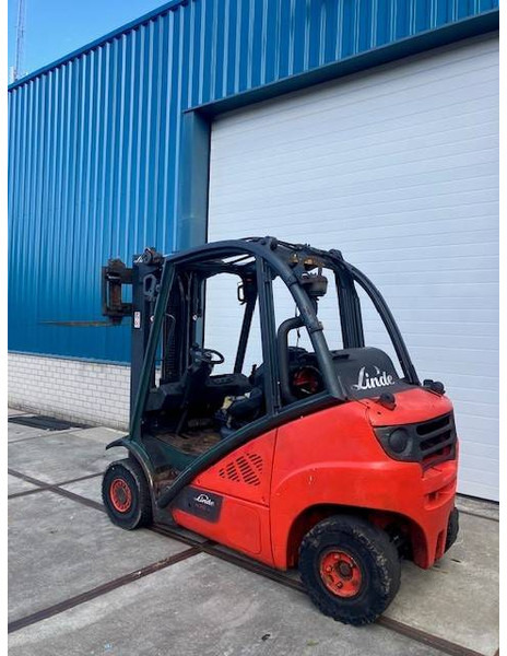 Linde H25T-02 - Diesel forklift: picture 4 Linde H25T-02 - Diesel forklift: picture 4