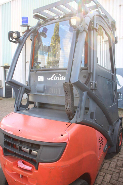 Linde H35D-02 - Diesel forklift: picture 5 Linde H35D-02 - Diesel forklift: picture 5