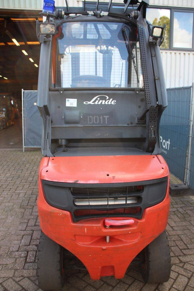 Linde H35D-02 - Diesel forklift: picture 4 Linde H35D-02 - Diesel forklift: picture 4