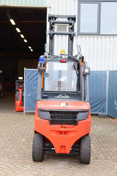 Linde H35D-02 - Diesel forklift: picture 5 Linde H35D-02 - Diesel forklift: picture 5