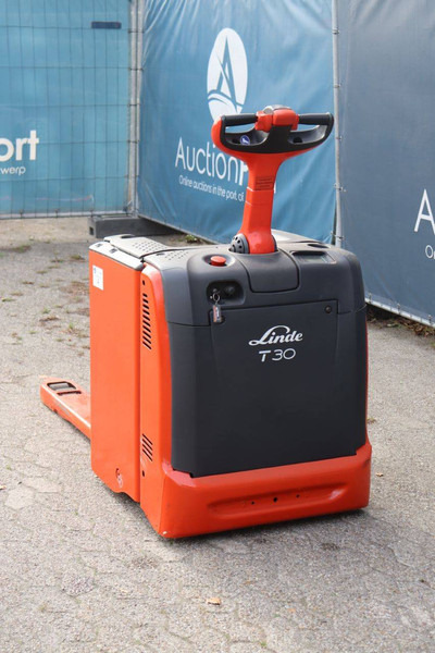 Linde T30 - Pallet truck: picture 4 Linde T30 - Pallet truck: picture 4