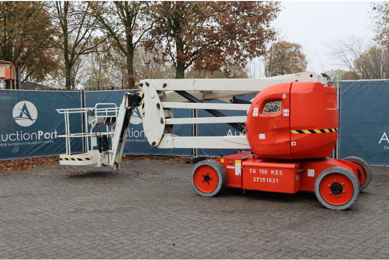 Manitou 150 AETJ compact - Articulated boom: picture 3 Manitou 150 AETJ compact - Articulated boom: picture 3