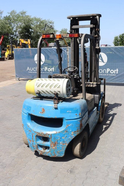 Nissan CPQD25N - LPG forklift: picture 5 Nissan CPQD25N - LPG forklift: picture 5