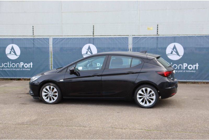 Opel Astra - Sedan: picture 3 Opel Astra - Sedan: picture 3