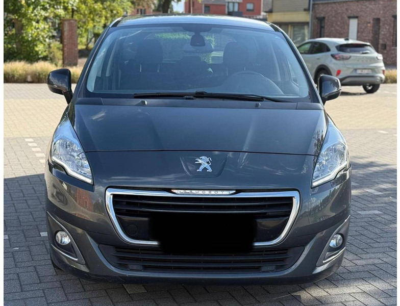 Peugeot 5008 (I - phase 2) 2.0 HDi - Sedan: picture 5 Peugeot 5008 (I - phase 2) 2.0 HDi - Sedan: picture 5