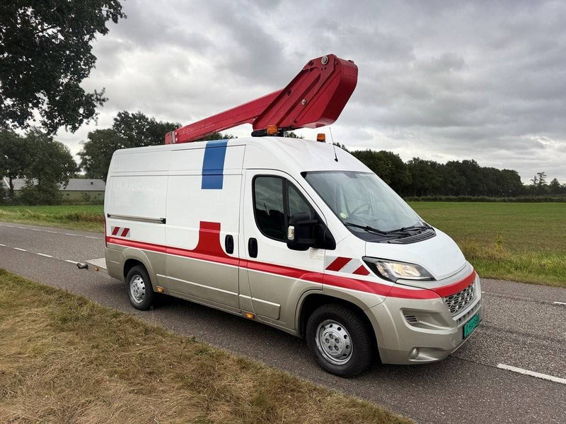 Peugeot Boxer 2.0HDI - Truck with aerial platform: picture 1 Peugeot Boxer 2.0HDI - Truck with aerial platform: picture 1