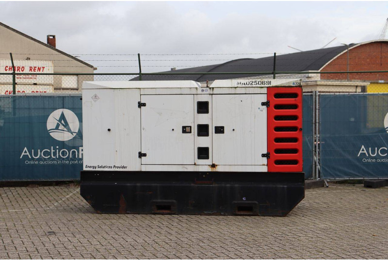 SDMO R220 - Generator set: picture 3 SDMO R220 - Generator set: picture 3