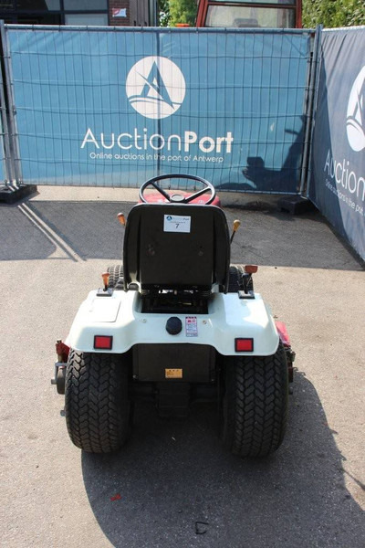 Shibaura GT162 - Garden mower: picture 4 Shibaura GT162 - Garden mower: picture 4