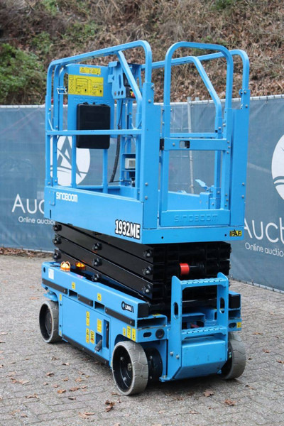 Sinoboom 1932ME - Scissor lift: picture 4 Sinoboom 1932ME - Scissor lift: picture 4
