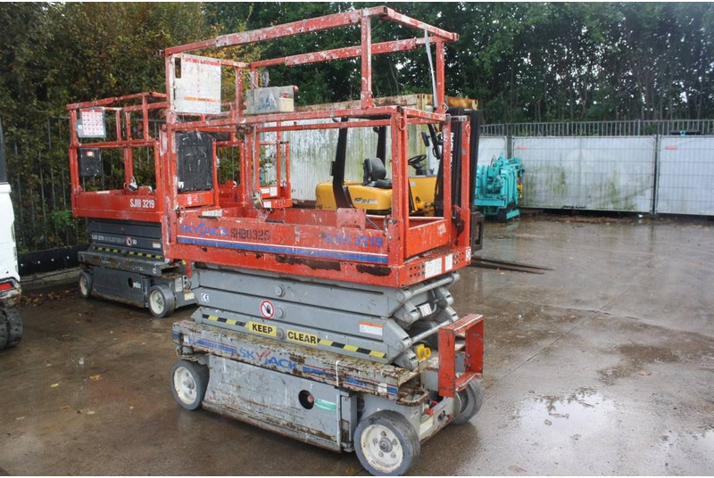 Skyjack SJ 3219 - Scissor lift: picture 2 Skyjack SJ 3219 - Scissor lift: picture 2