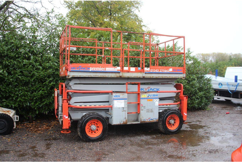 Skyjack SJ 8841 - Scissor lift: picture 1 Skyjack SJ 8841 - Scissor lift: picture 1