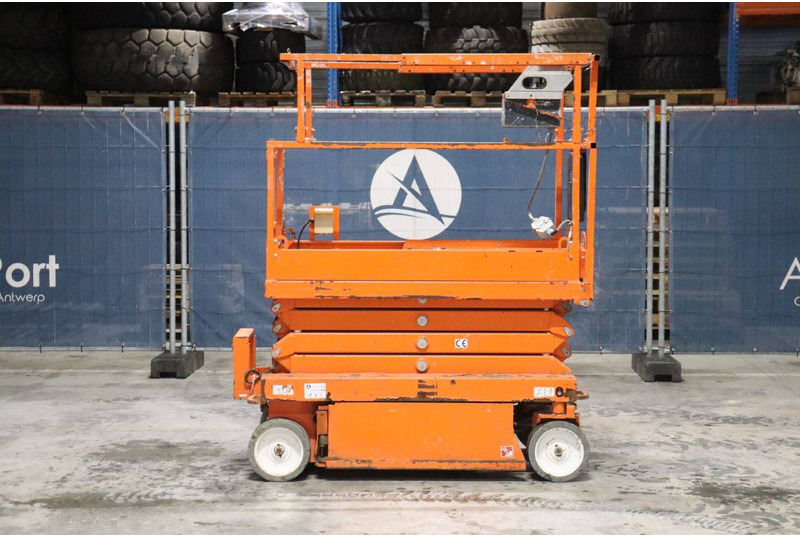 Skyjack SJ3219 - Scissor lift: picture 2 Skyjack SJ3219 - Scissor lift: picture 2
