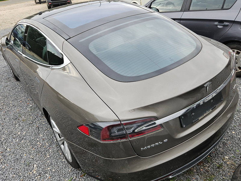 Tesla Model S _ 85 D - Sedan: picture 3 Tesla Model S _ 85 D - Sedan: picture 3