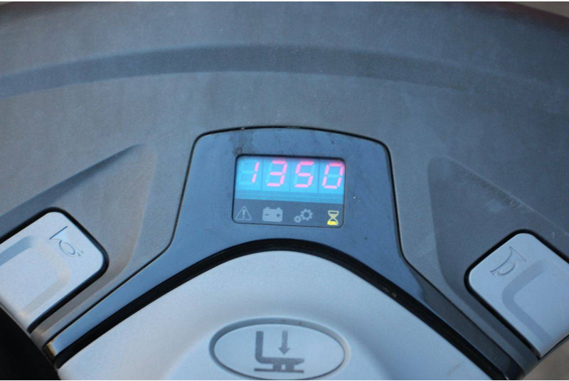 Stacker Toyota SWE200D: picture 20