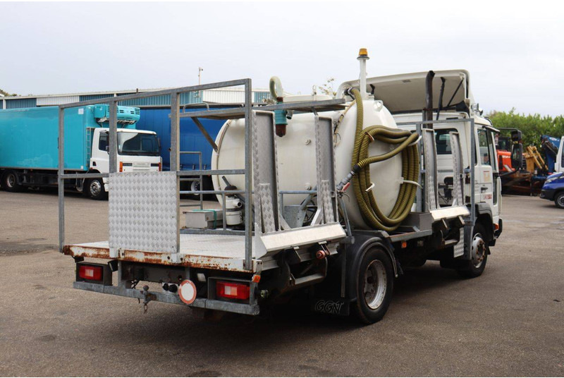 Volvo FL6 FL6 L428 - Box truck: picture 5 Volvo FL6 FL6 L428 - Box truck: picture 5