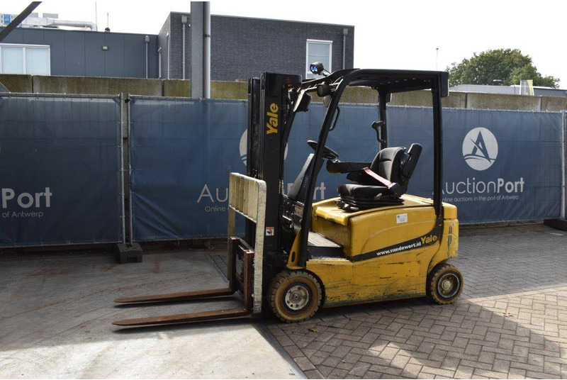 Yale ERP16VF - Electric forklift: picture 1 Yale ERP16VF - Electric forklift: picture 1