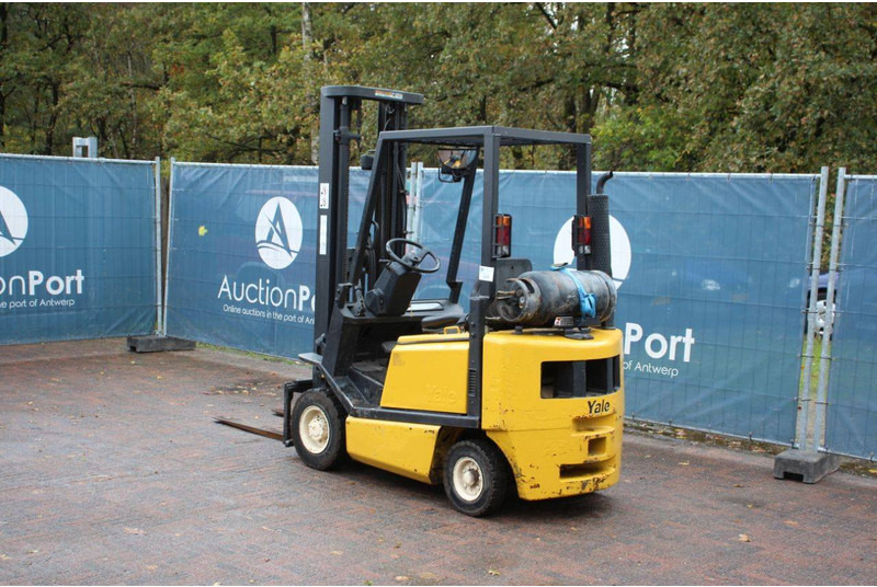 Yale GLP16AFE2025 - LPG forklift: picture 3 Yale GLP16AFE2025 - LPG forklift: picture 3