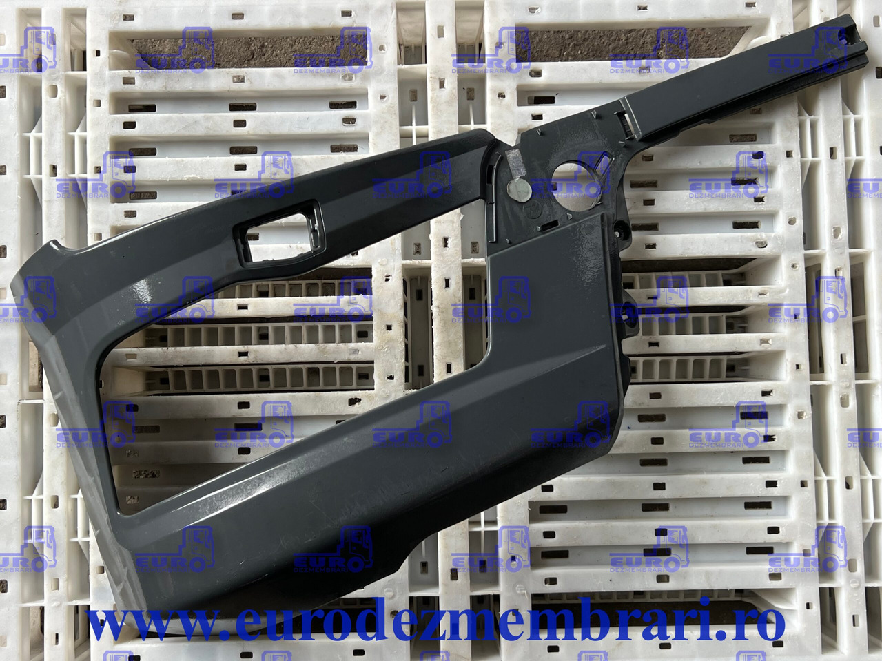CARCASA FAR STANGA MAN TGX TG3 81.41610.5855 - Body and exterior for Truck: picture 1 CARCASA FAR STANGA MAN TGX TG3 81.41610.5855 - Body and exterior for Truck: picture 1