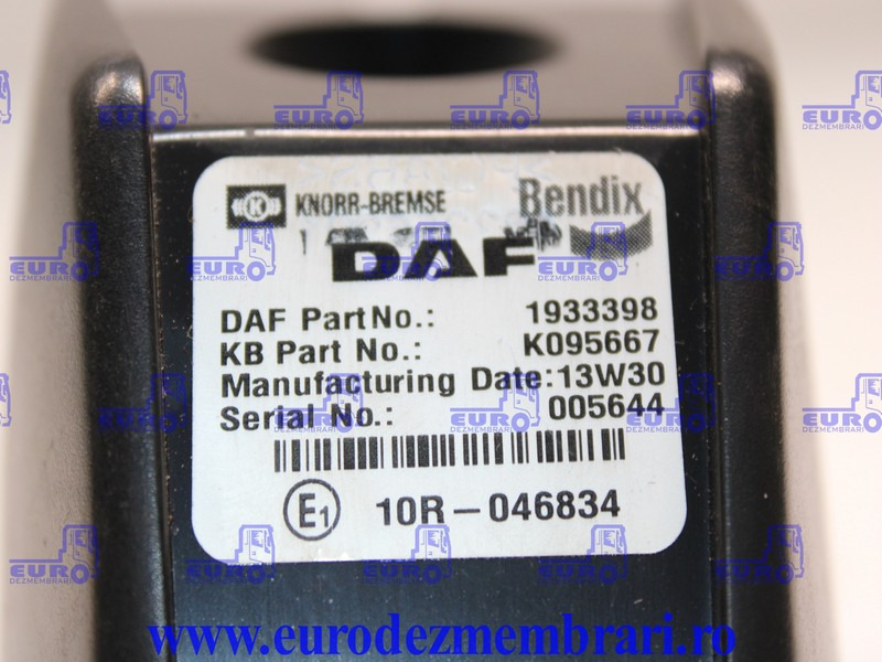 SENZOR RADAR DAF XF106 1933398, K095667 - Sensor for Truck: picture 4 SENZOR RADAR DAF XF106 1933398, K095667 - Sensor for Truck: picture 4