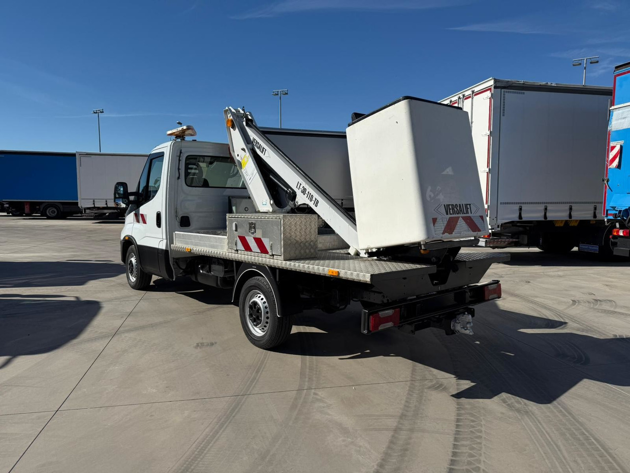 IVECO 35S14 Daily E6 (Basket) - Truck with aerial platform: picture 5 IVECO 35S14 Daily E6 (Basket) - Truck with aerial platform: picture 5
