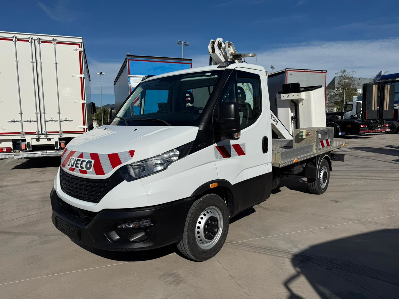 IVECO 35S14 Daily E6 (Basket) - Truck with aerial platform: picture 1 IVECO 35S14 Daily E6 (Basket) - Truck with aerial platform: picture 1