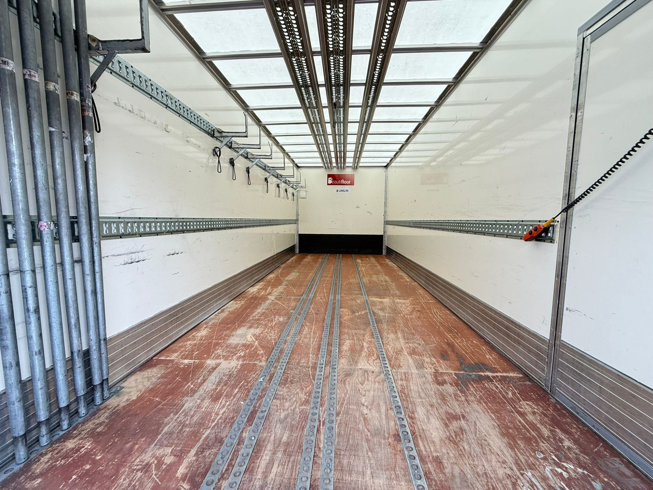 Box truck RENAULT D E6 (VAN): picture 10 Box truck RENAULT D E6 (VAN): picture 10