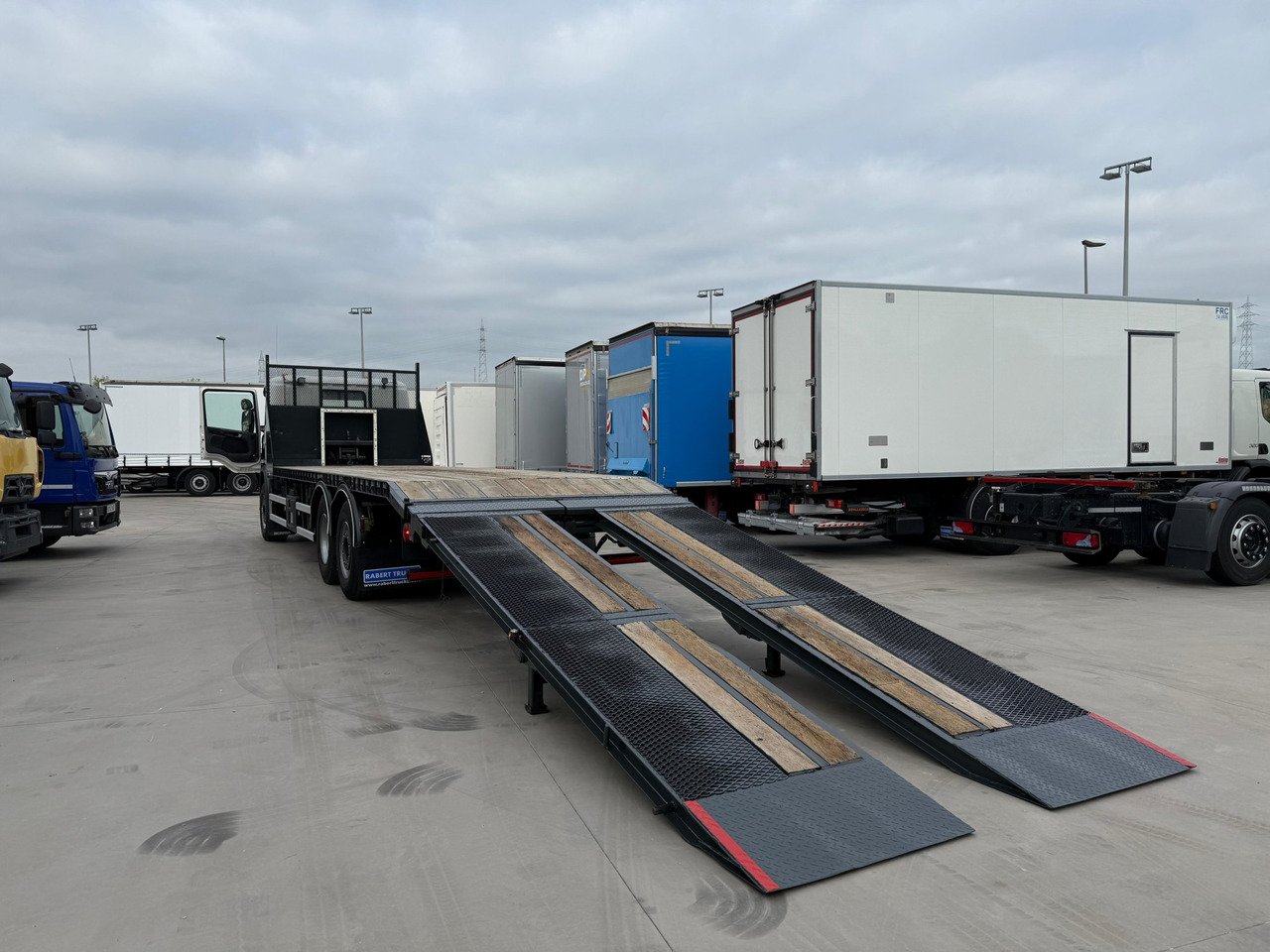 SCANIA P410 E6 (Machinery Carrier) - Autotransporter truck: picture 5 SCANIA P410 E6 (Machinery Carrier) - Autotransporter truck: picture 5