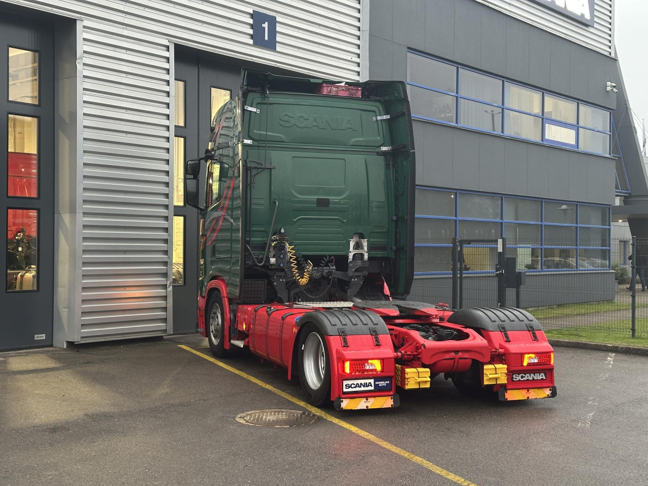 SCANIA S 450 A4x2EB - Tractor truck: picture 5 SCANIA S 450 A4x2EB - Tractor truck: picture 5