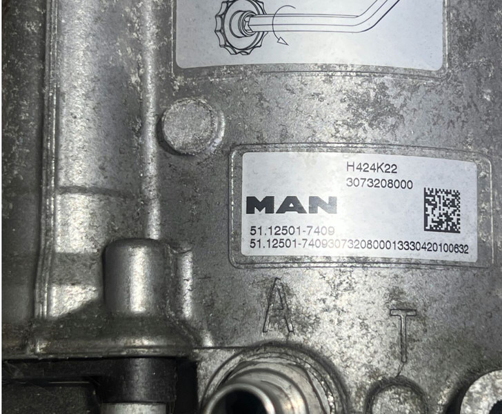 MAN  - Fuel filter: picture 4 MAN  - Fuel filter: picture 4