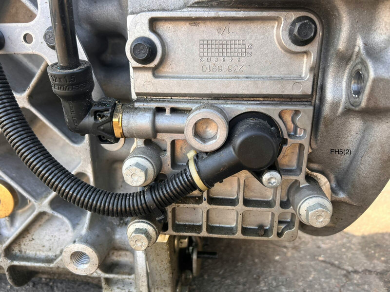 Volvo FH5/Aero - Spare parts: picture 3 Volvo FH5/Aero - Spare parts: picture 3