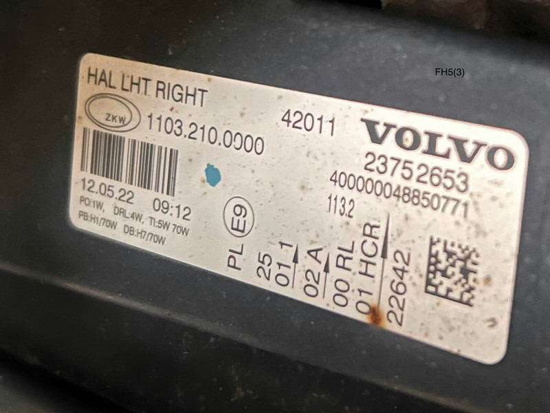 Volvo LHT RIGHT FH5 - Headlight: picture 2 Volvo LHT RIGHT FH5 - Headlight: picture 2