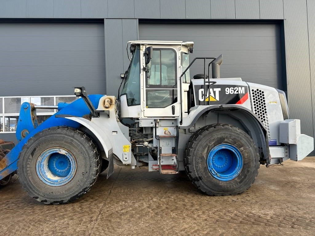 CAT 962 M / **NEW ENGINE** - Wheel loader: picture 5 CAT 962 M / **NEW ENGINE** - Wheel loader: picture 5