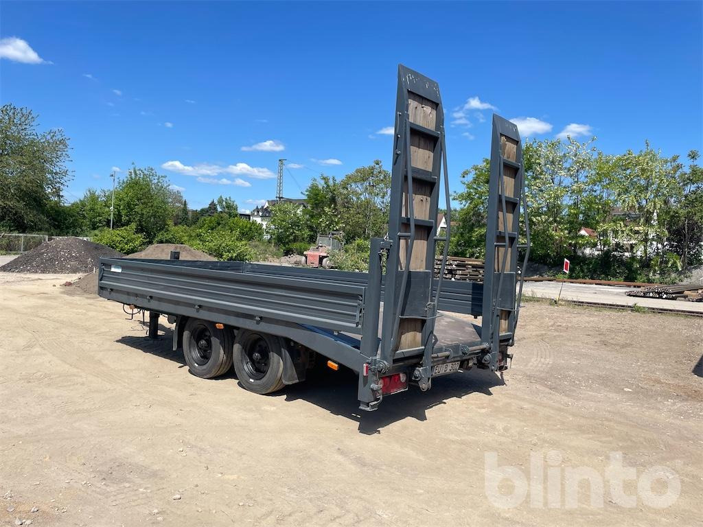 2009 Blomenröhr - Low loader trailer: picture 3 2009 Blomenröhr - Low loader trailer: picture 3